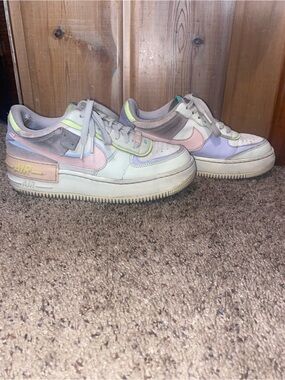 Nike Womens Air Force 1 Pastel Multi-Color Swoosh Low-Top Sneakers